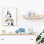 Affiche dinosaure bulle colorée illustrée, accrochée dans une chambre d'enfant
