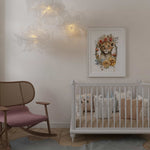Deuxième vue de l'affiche fleuri lion couronne de fleurs dans une chambre d'enfant