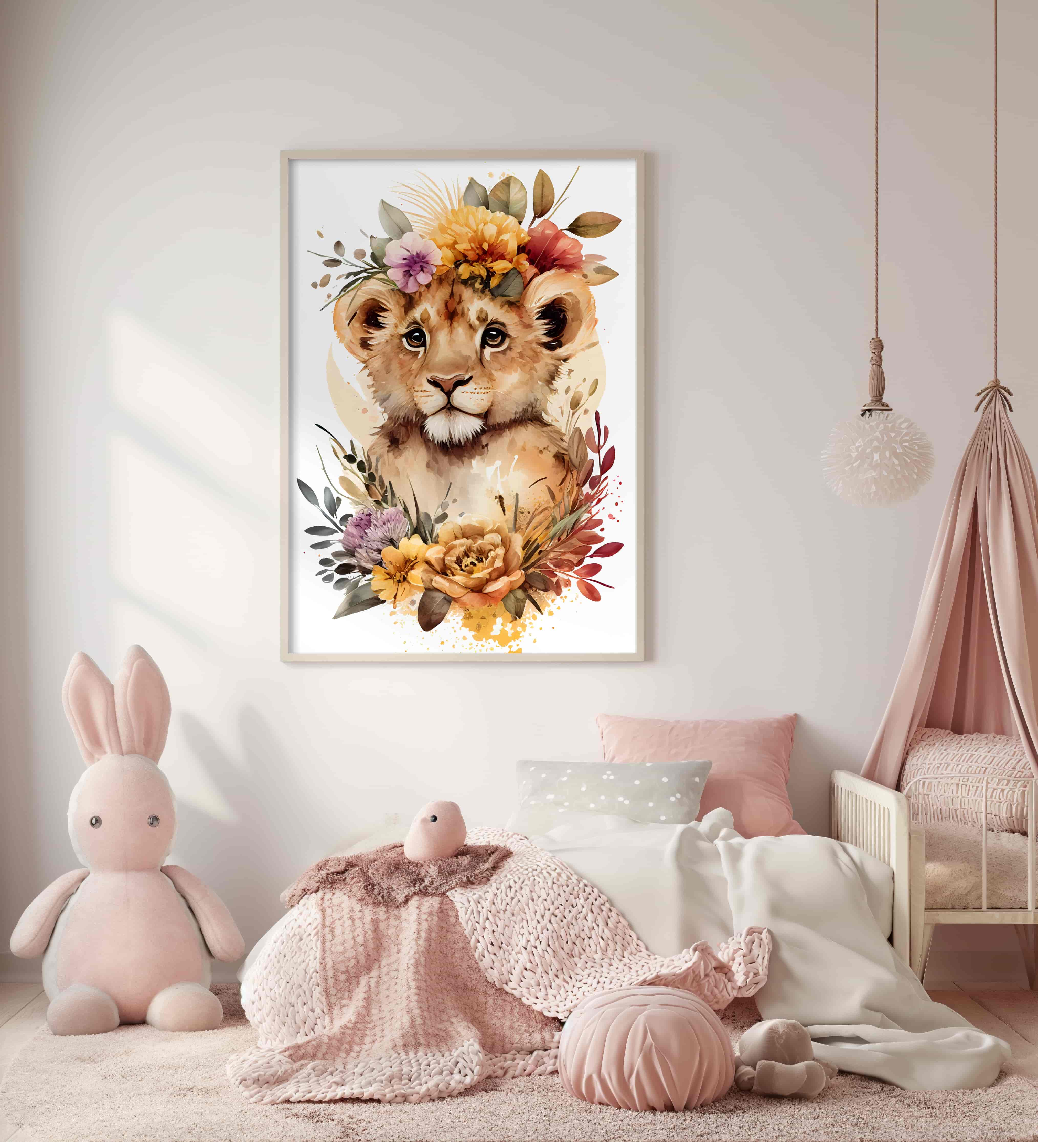 Deuxième vue de l'affiche lion aquarelle couronne de fleurs dans une chambre d'enfant