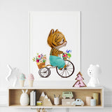 Affiche tigre à vélo illustrée, accrochée dans une chambre d'enfant