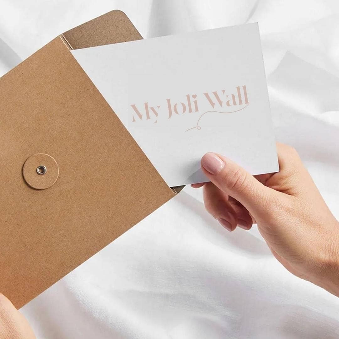 Carte cadeau MyJoliWall à offrir pour un papier peint sur mesure