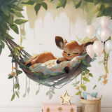 Papier peint panoramique biche qui dort illustré, dans une chambre d'enfant