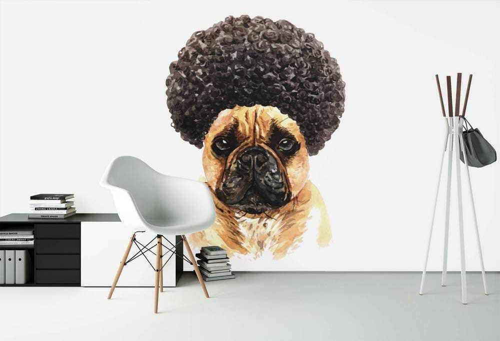 Deuxième vue du papier peint bouledogue funky dans une chambre d'enfant