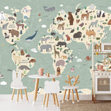 Deuxième vue du papier peint carte du monde dans une chambre d'enfant