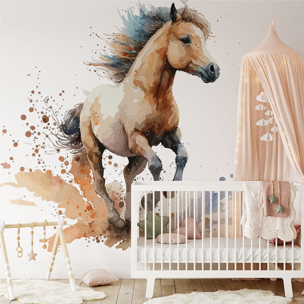 Papier peint panoramique cheval crinière colorée illustré, dans une chambre d'enfant
