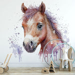 Papier peint panoramique cheval mignon illustré, dans une chambre d'enfant