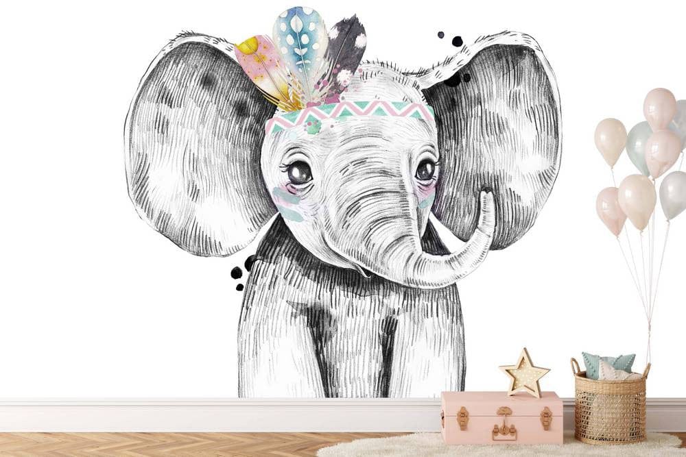 Deuxième vue du papier peint éléphant plumes colorées dans une chambre d'enfant