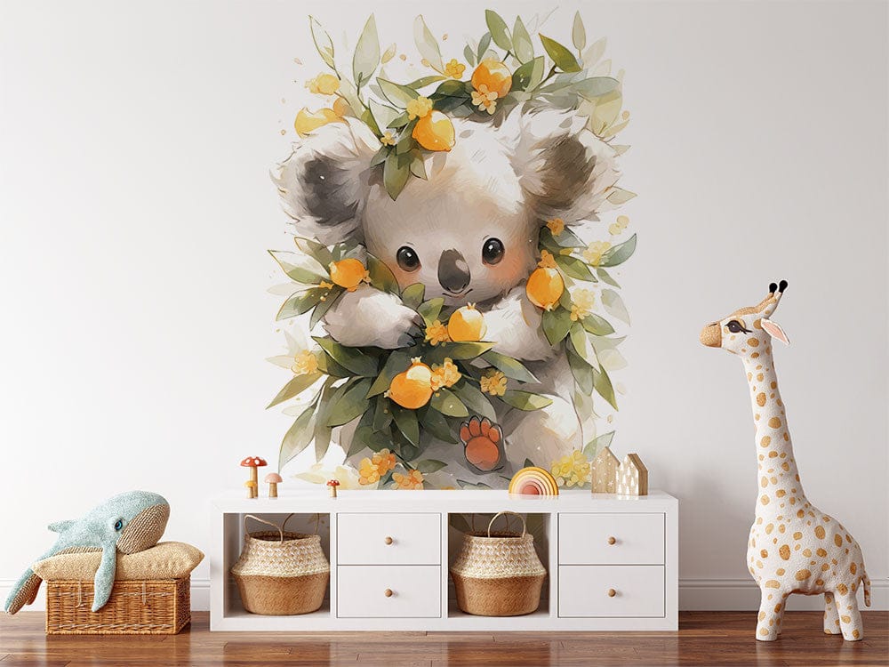 Deuxième vue du papier peint fleuri koala couronne de fleurs dans une chambre de bébé