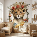Papier peint panoramique fleuri lionne aquarelle couronne illustré, dans une chambre d'enfant