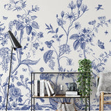 Deuxième vue du papier peint floral vintage motif bleu dans une chambre adulte