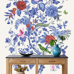 Papier peint panoramique floral vintage motif encre chine illustré, dans une chambre adulte