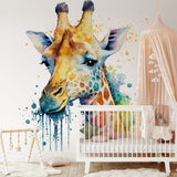 Deuxième vue du papier peint girafe mignon dans une chambre d'enfant