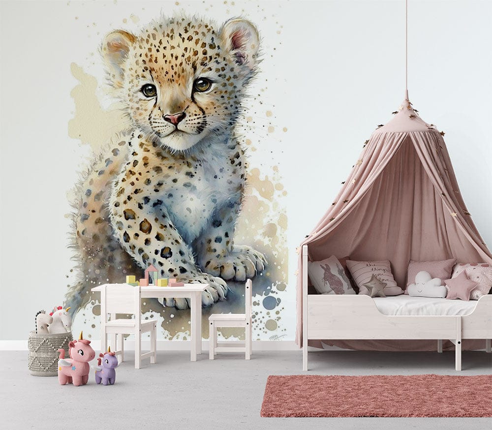 Papier peint panoramique guépard aquarelle illustré, dans une chambre de bébé