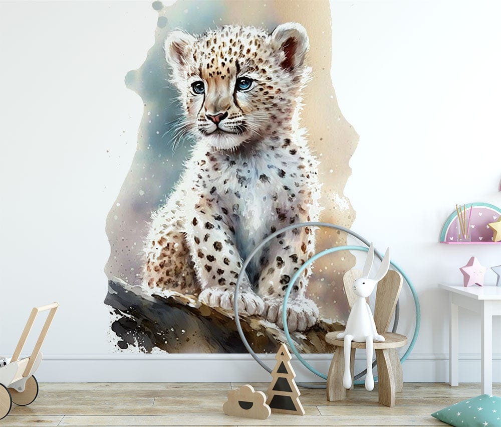 Papier peint panoramique guépard branche illustré, dans une chambre de bébé