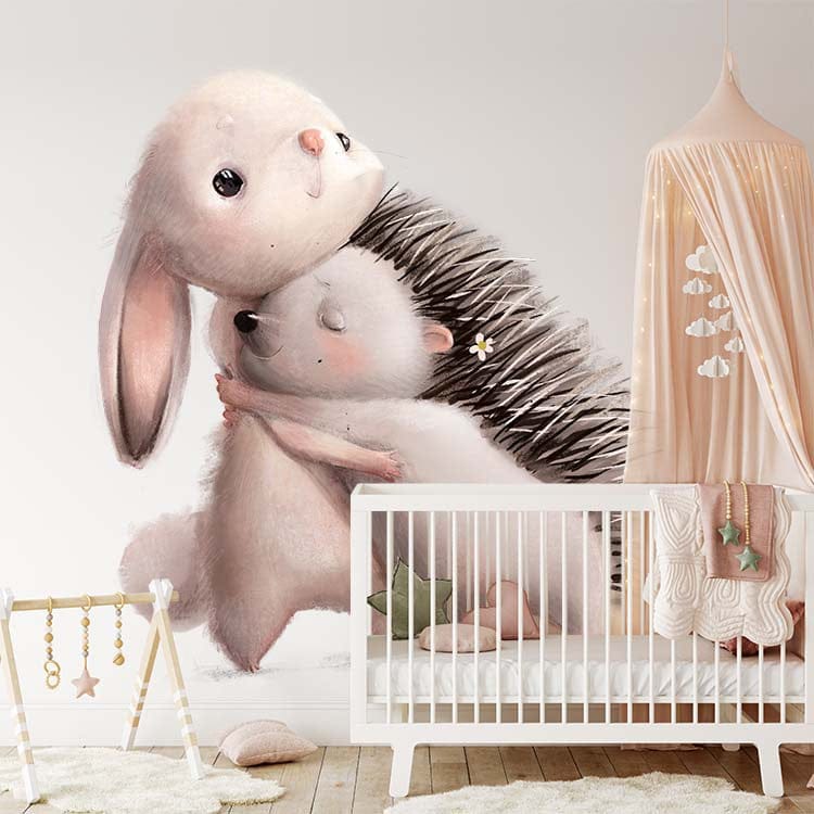 Papier peint panoramique hérisson lapin illustré, dans une chambre d'enfant