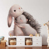 Deuxième vue du papier peint hérisson lapin dans une chambre d'enfant