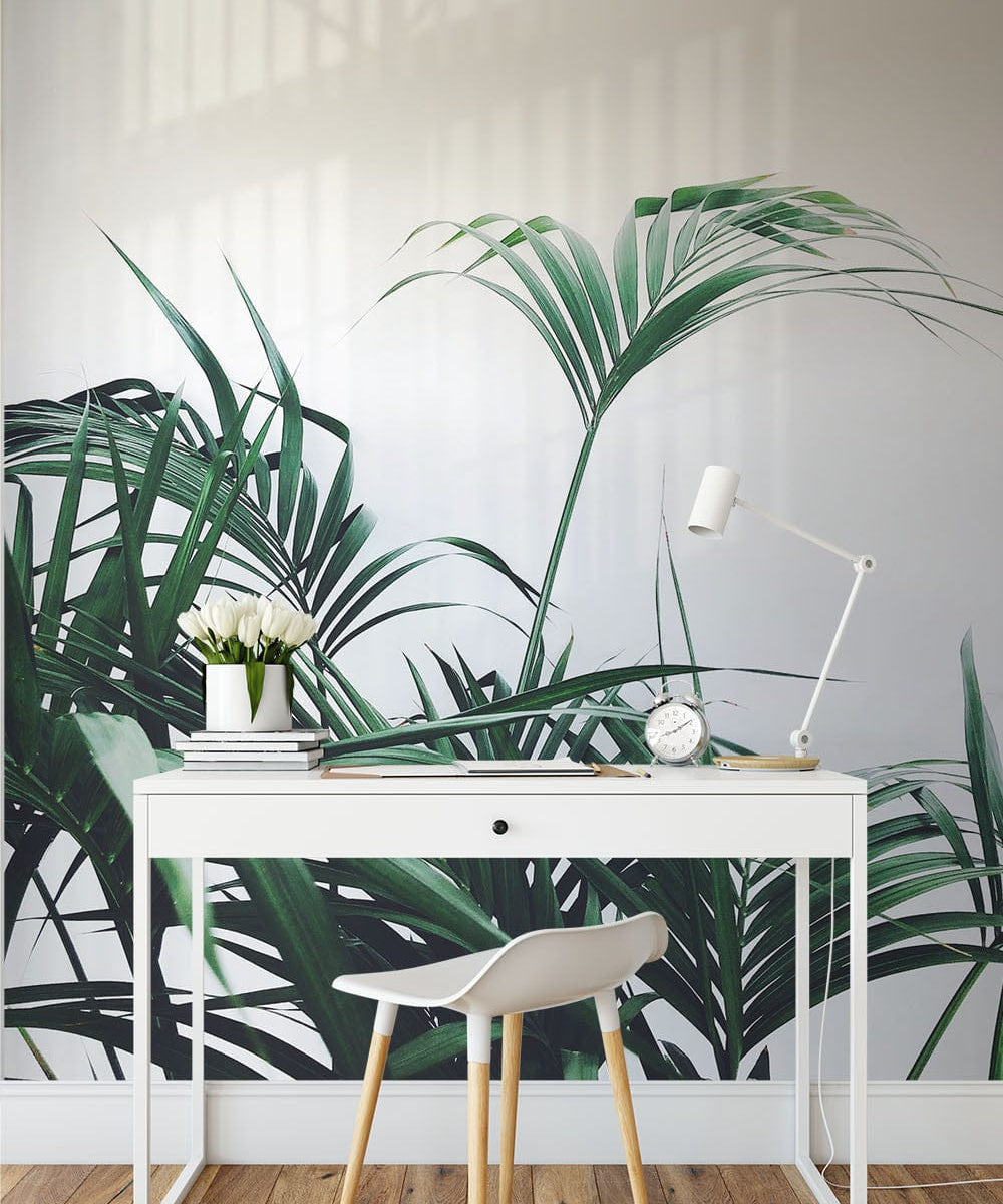 Papier peint panoramique jungle brumeuse illustré, dans une chambre adulte