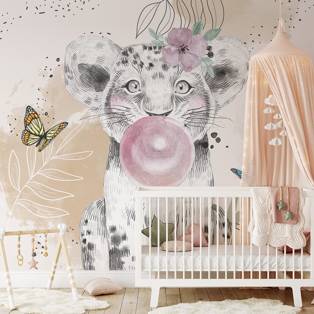 Papier peint panoramique jungle lion bubble gum illustré, dans une chambre d'enfant