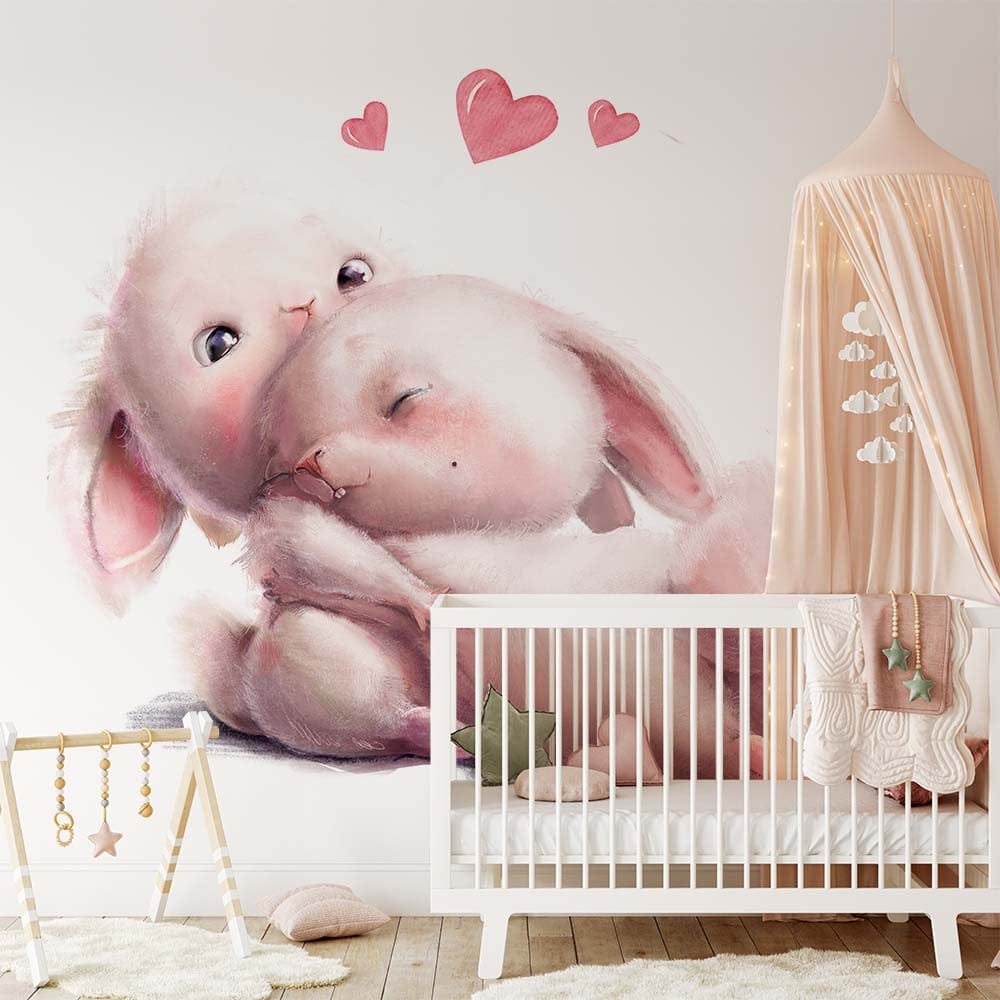 Deuxième vue du papier peint lapin amoureux 2 dans une chambre d'enfant