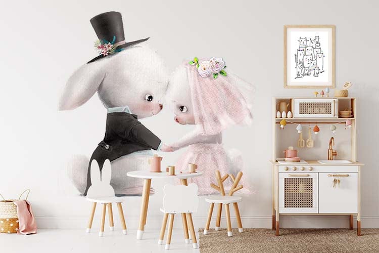 Deuxième vue du papier peint lapin amoureux dans une chambre d'enfant