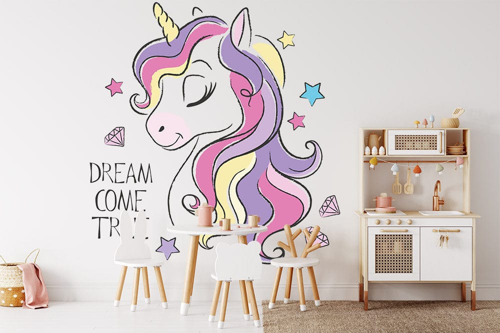 Deuxième vue du papier peint licorne miss kawaii dans une chambre de fille