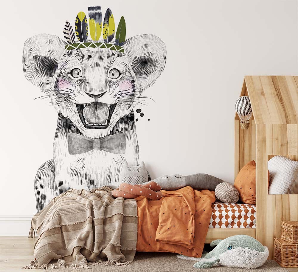Deuxième vue du papier peint lion coiffe indienne 2 dans une chambre d'enfant