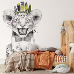 Deuxième vue du papier peint lion coiffe indienne 2 dans une chambre d'enfant