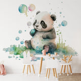 Deuxième vue du papier peint panda mignon dans une chambre d'enfant