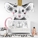Deuxième vue du papier peint souris dans une chambre de bébé