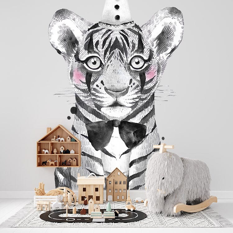 Papier peint panoramique tigre noeud papillon illustré, dans une chambre de bébé
