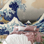 Troisième vue du papier peint vague japonaise dans une chambre adulte
